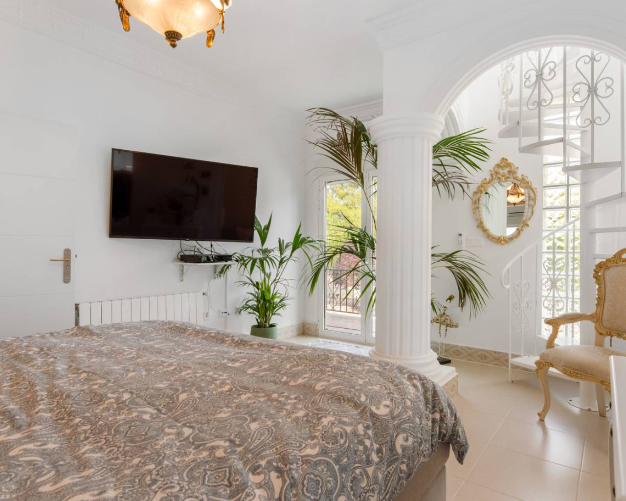 Venta. Villa en Daya Vieja