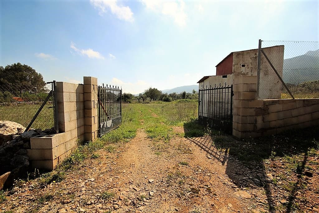 For Sale. Plot in Parcent