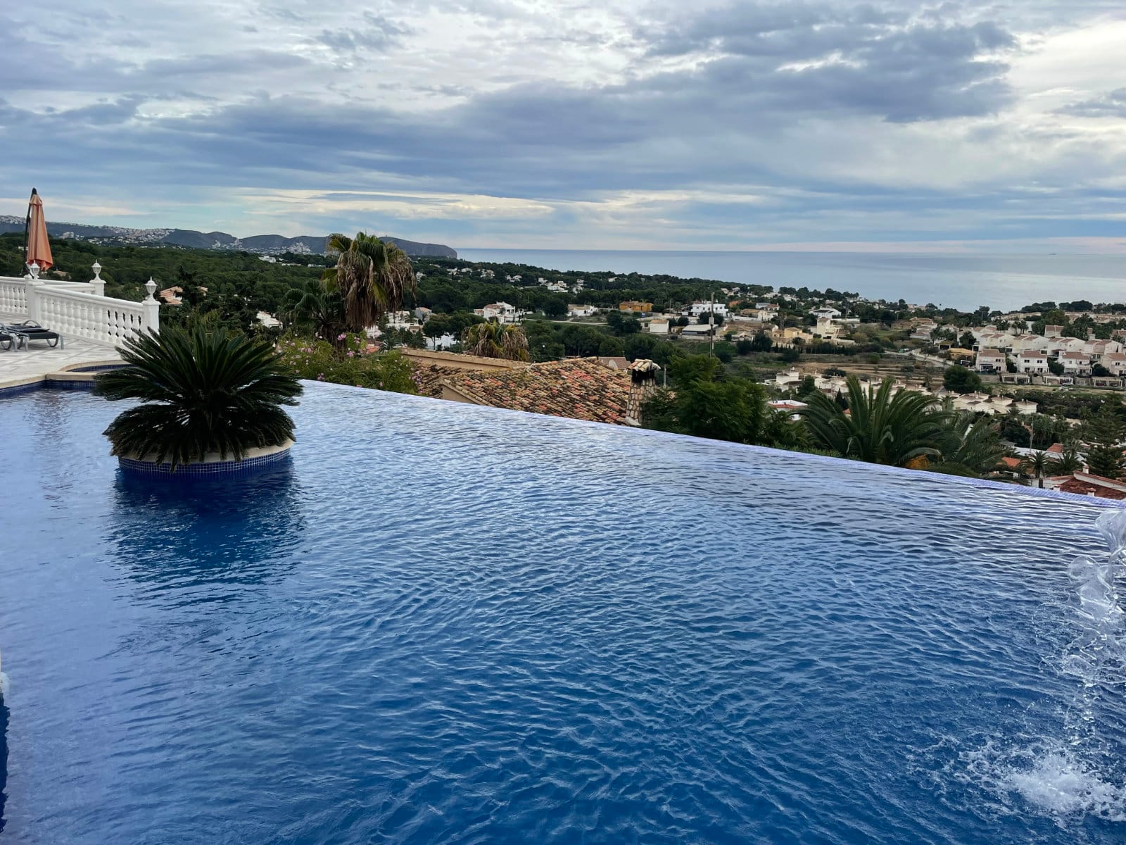 Villa de lujo con vista al mar en venta en Calpe
