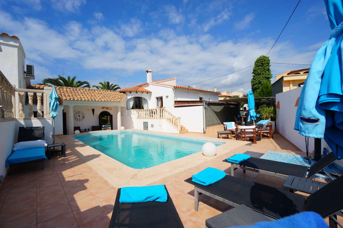 Venta. Villa en Calpe