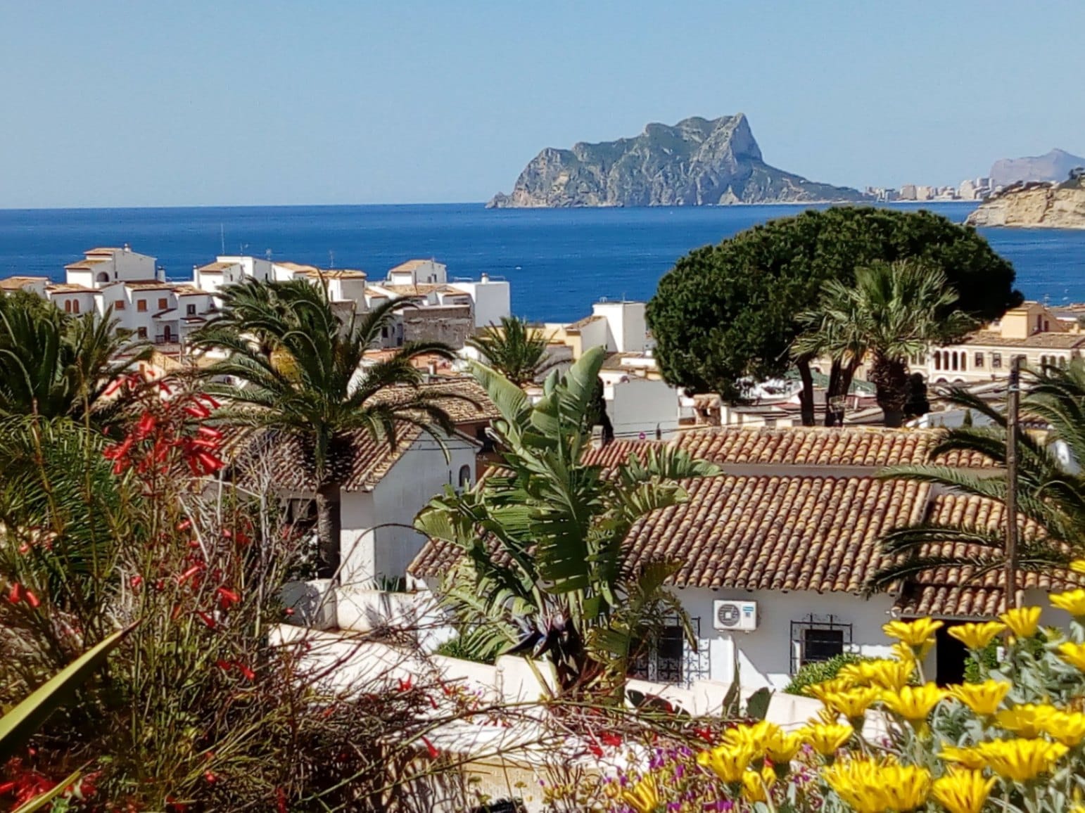 Geräumige, traditionelle Meerblickvilla in Moraira zum Verkauf