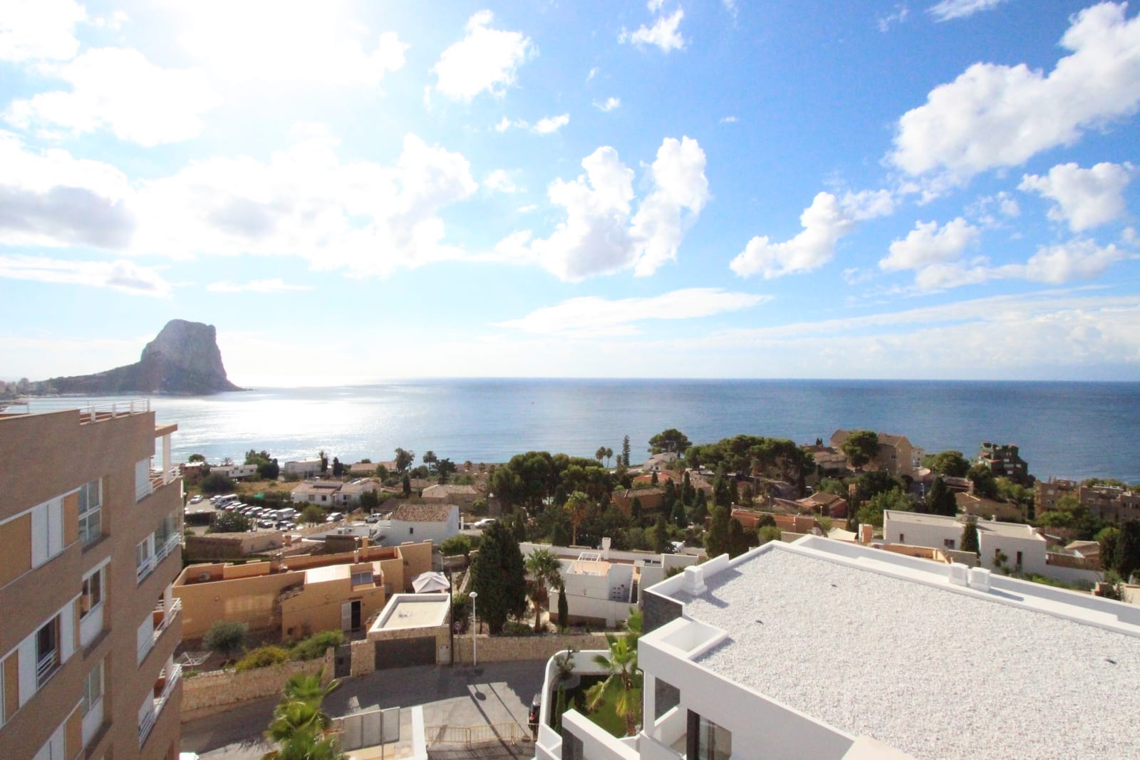 Verkoop. Halfvrijstaand in Calpe