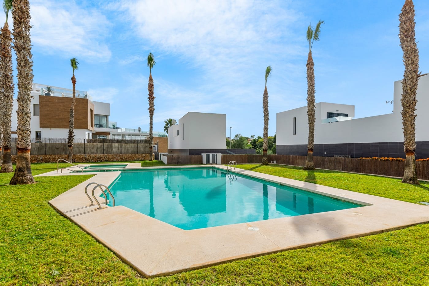 Venta. Villa en Orihuela Costa