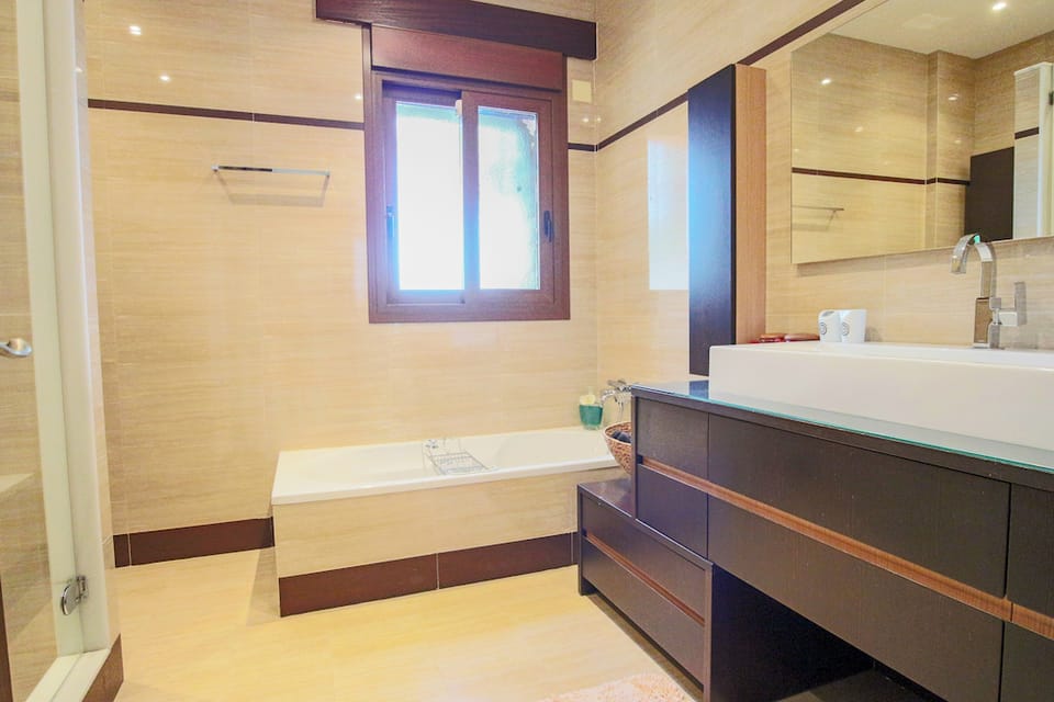 For Sale. Villa in Pedreguer