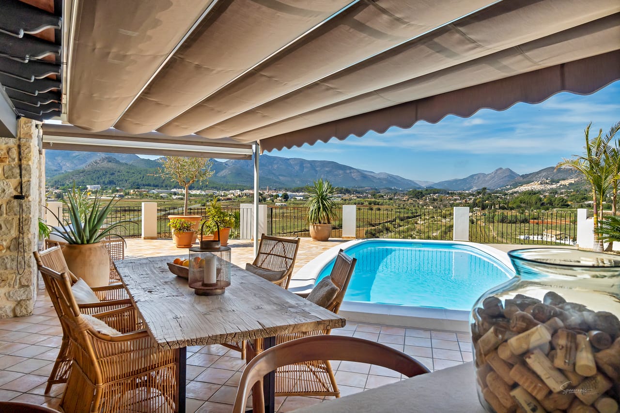 For Sale. Villa in Lliber