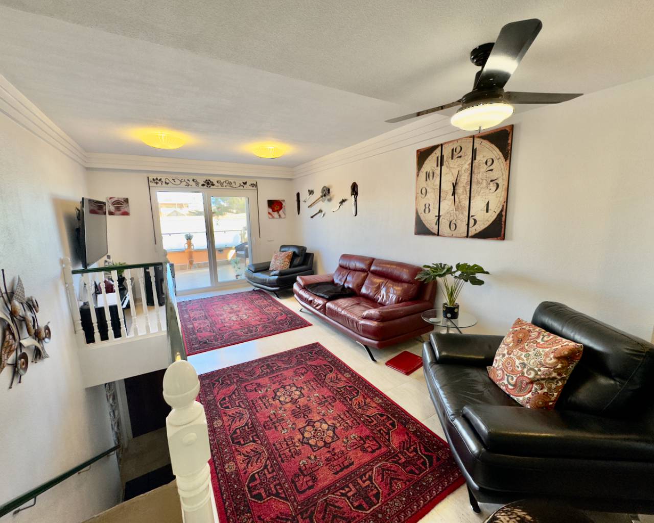 Venta. Villa en Los Montesinos