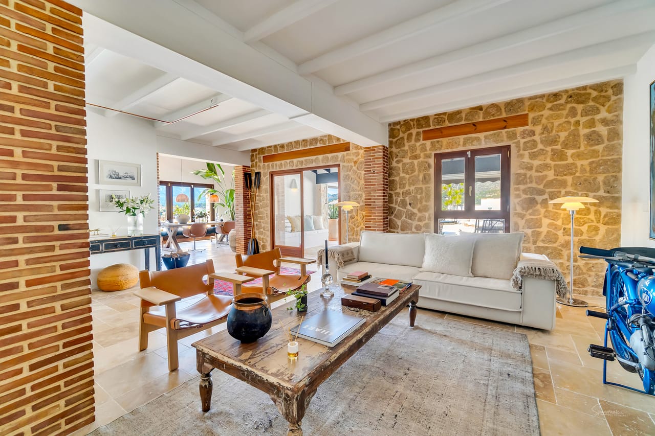 For Sale. Villa in Lliber