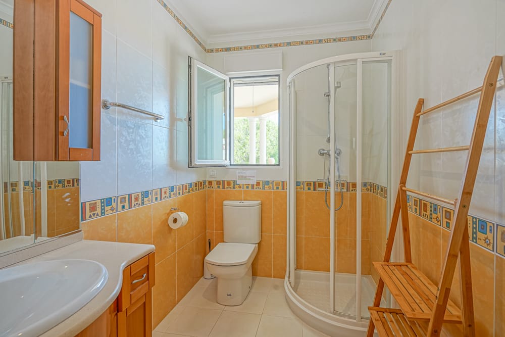 Verkoop. Villa in Javea