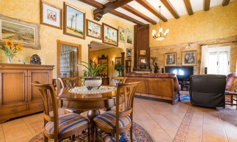 For Sale. Villa in Crevillente