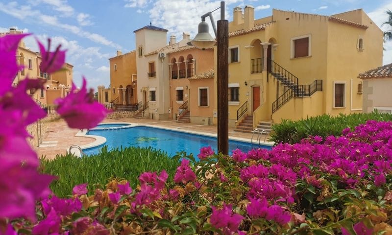 Venta. Villa en Algorfa