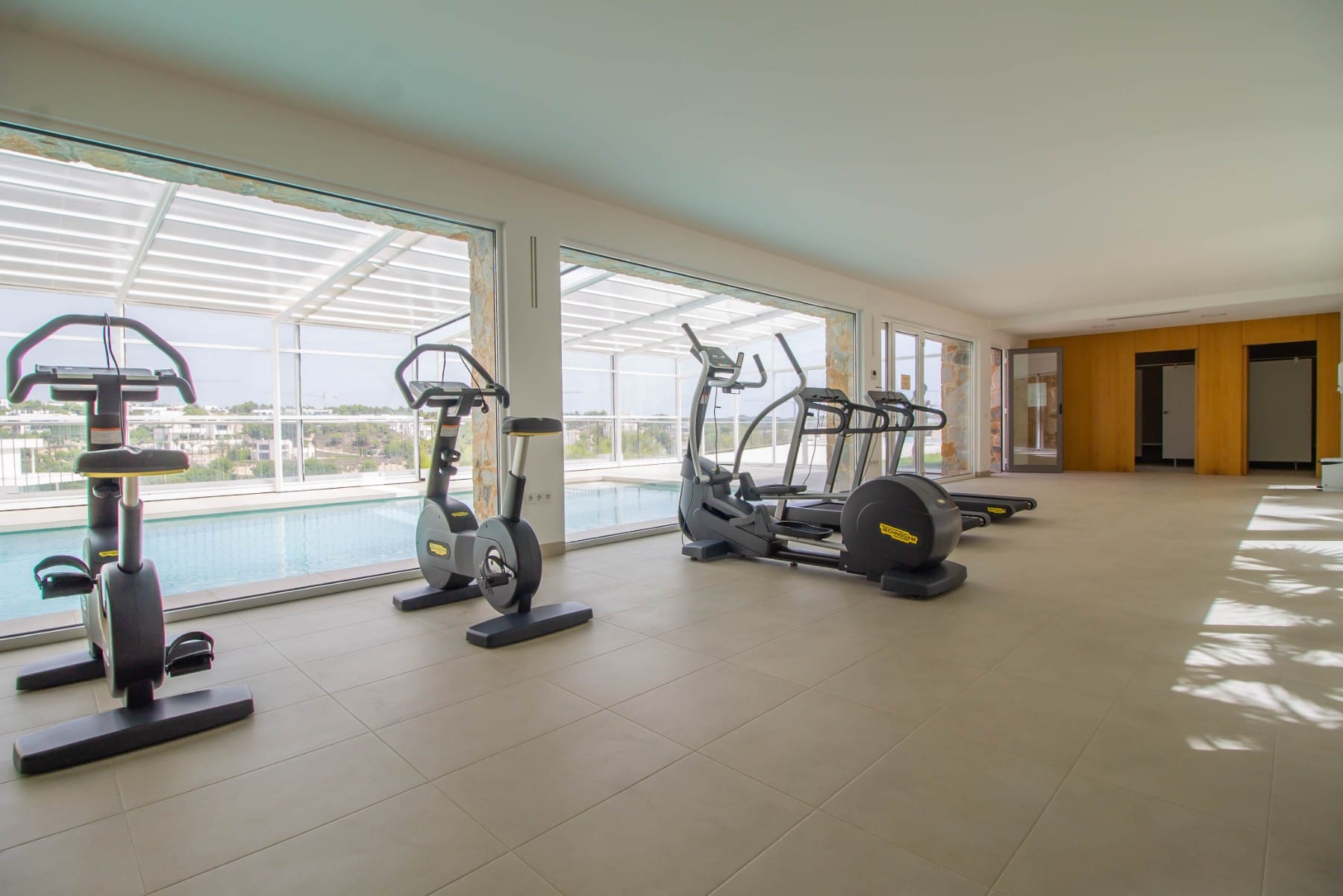 Venta. Apartment en Las Colinas Golf Resort