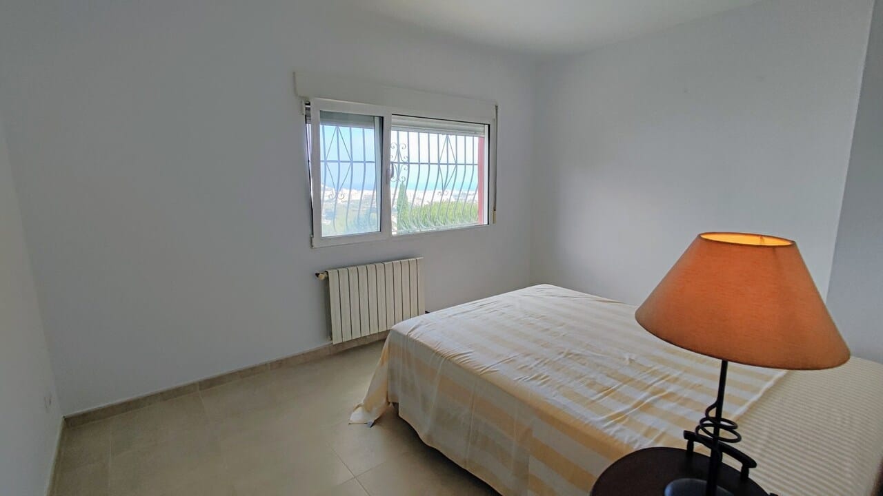 Venta. Villa en Denia