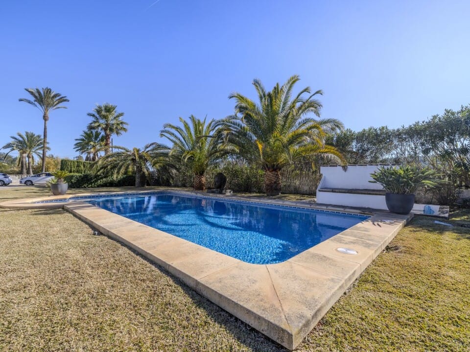 Verkoop. Villa in Javea
