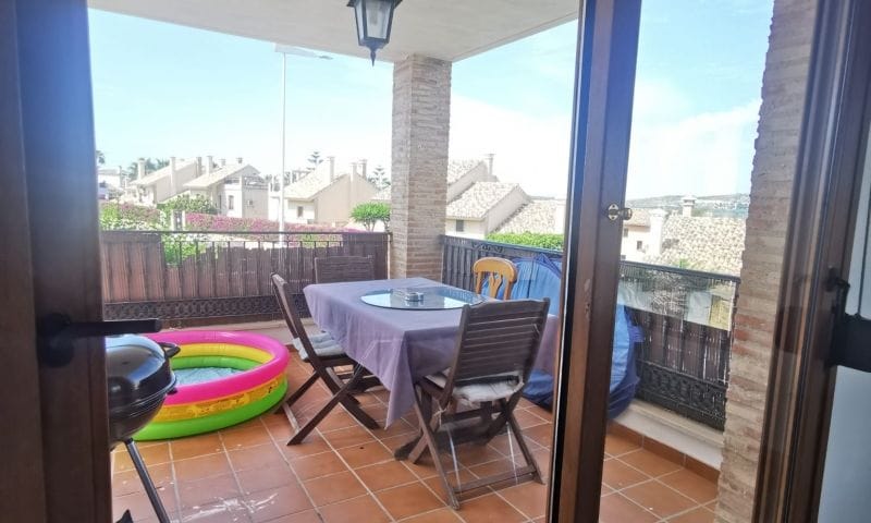Venta. Villa en Algorfa