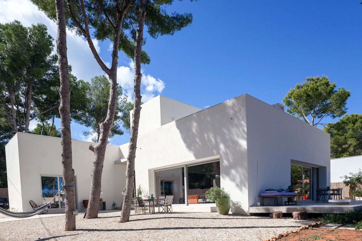 Modern villa in Las Rotas.