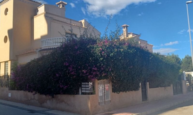 Venta. Villa en Orihuela Costa