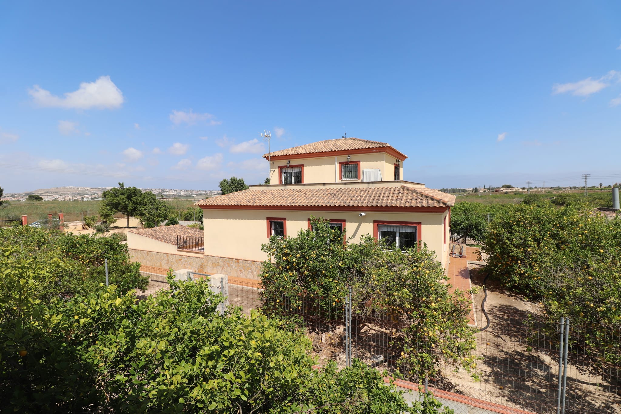 For Sale. Country House in Algorfa