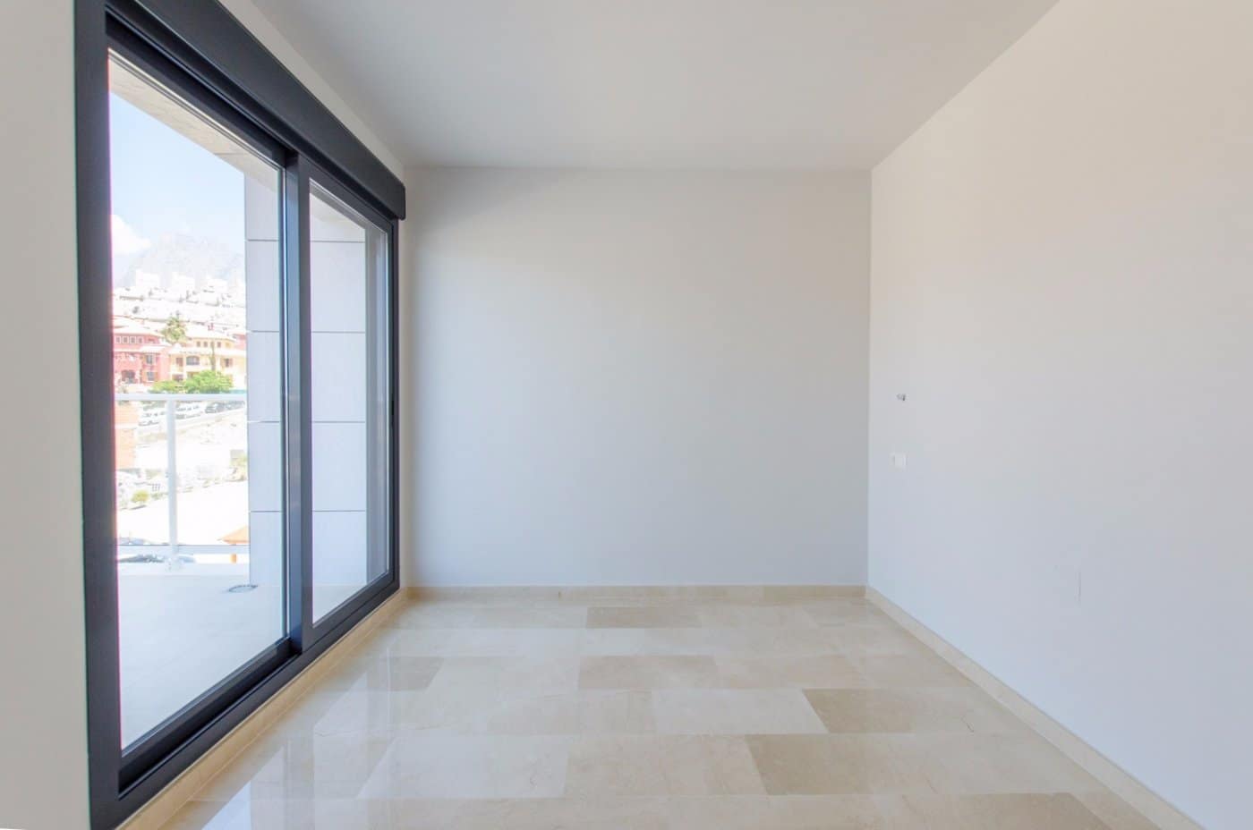 Venta. Villa en Finestrat