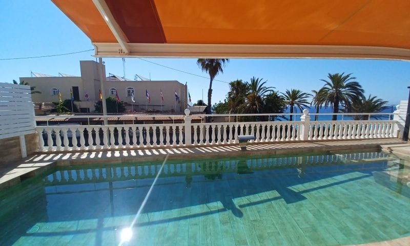 Venta. Villa en Torrevieja