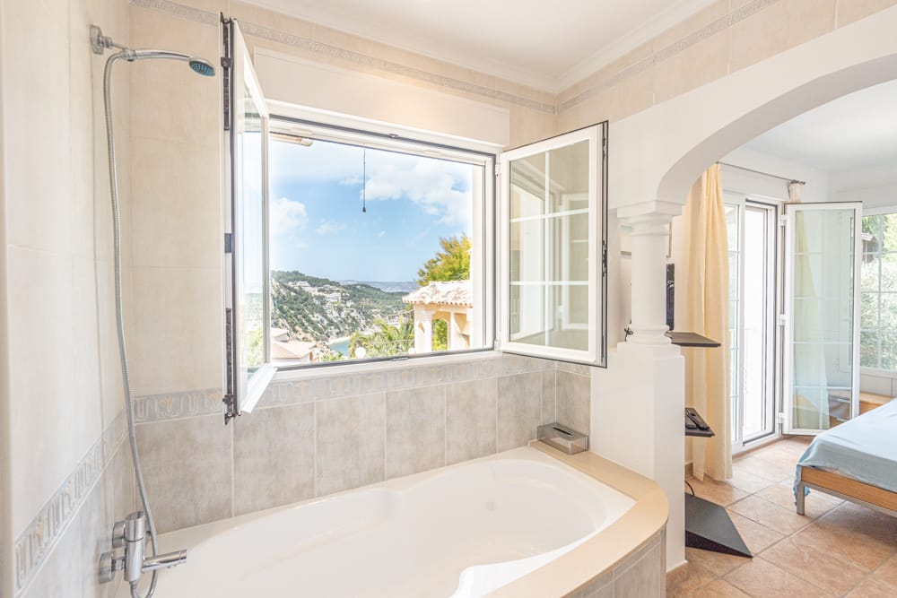 Verkoop. Villa in Javea