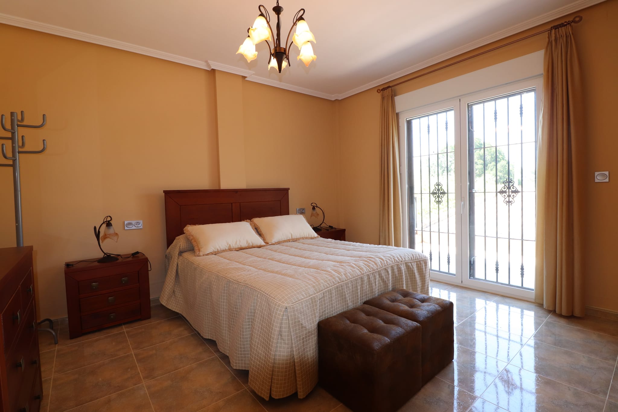 For Sale. Country House in Algorfa