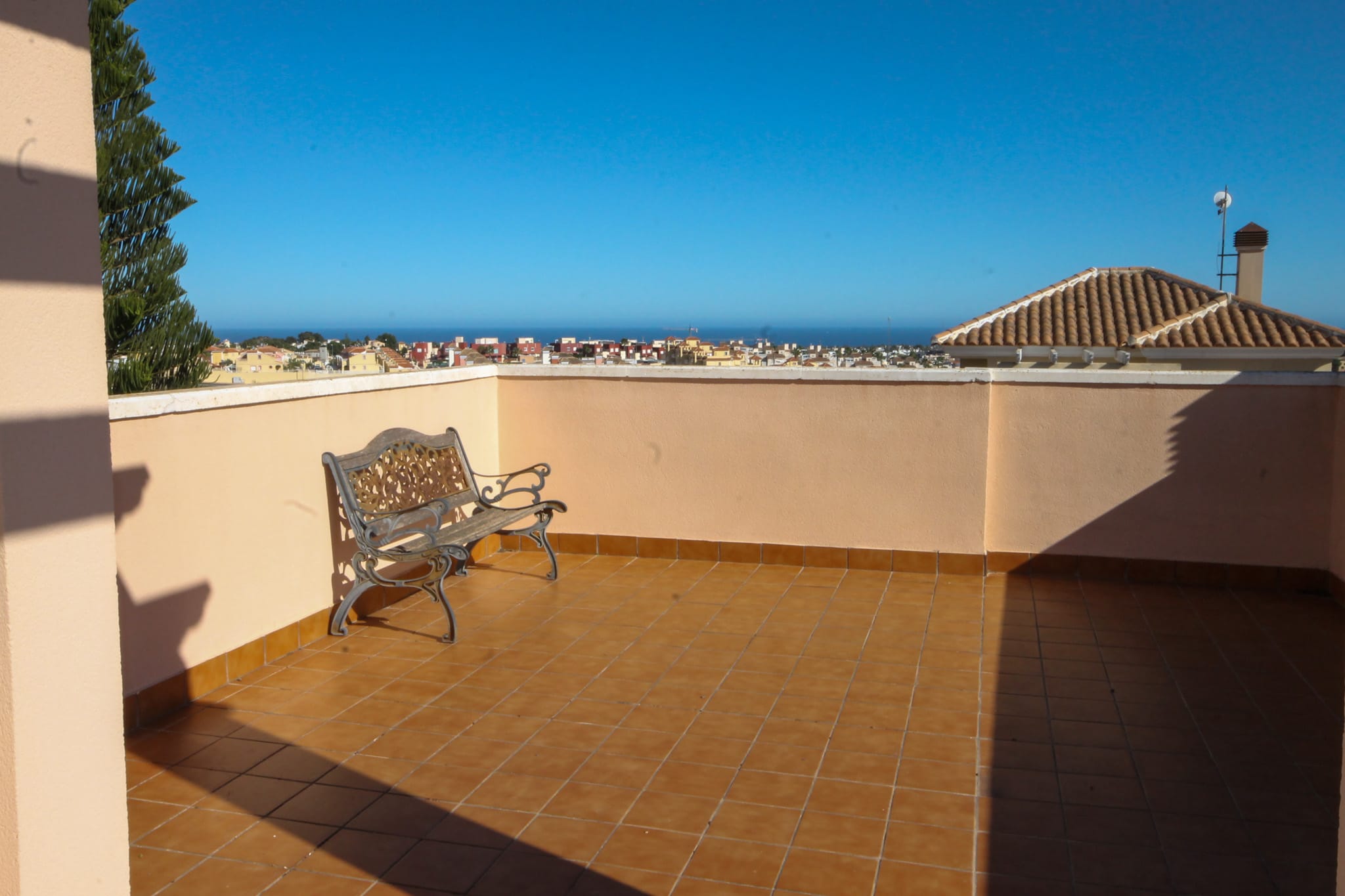 Venta. Villa en San Miguel de Salinas