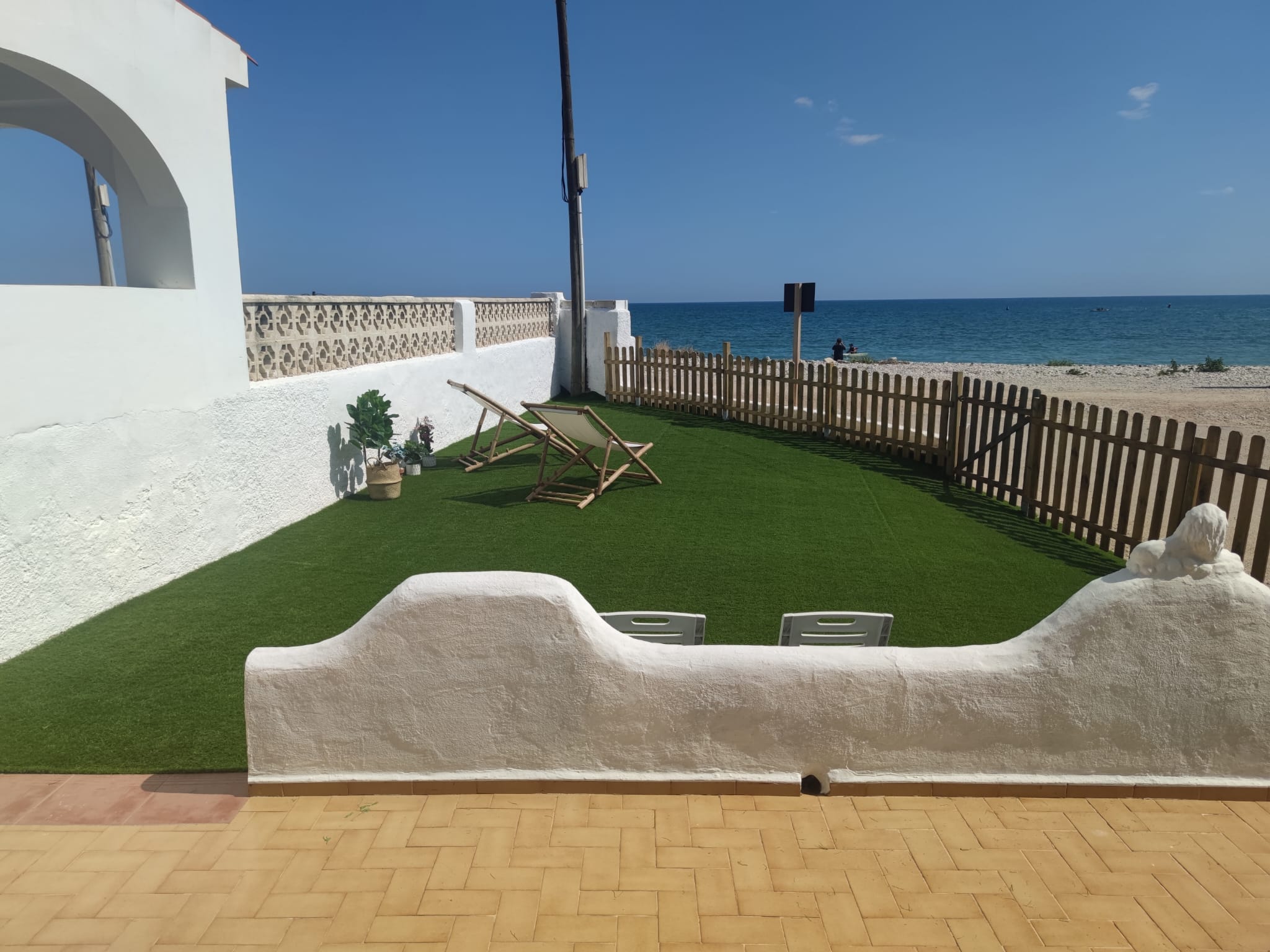 Gemütliche Villa direkt am Strand.