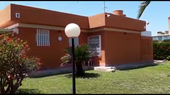 Venta. Villa en Torrevieja