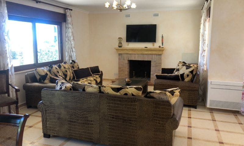 For Sale. Villa in Orihuela Costa