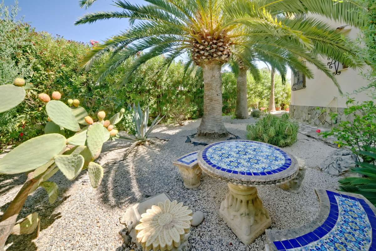 Venta. Villa en Calpe