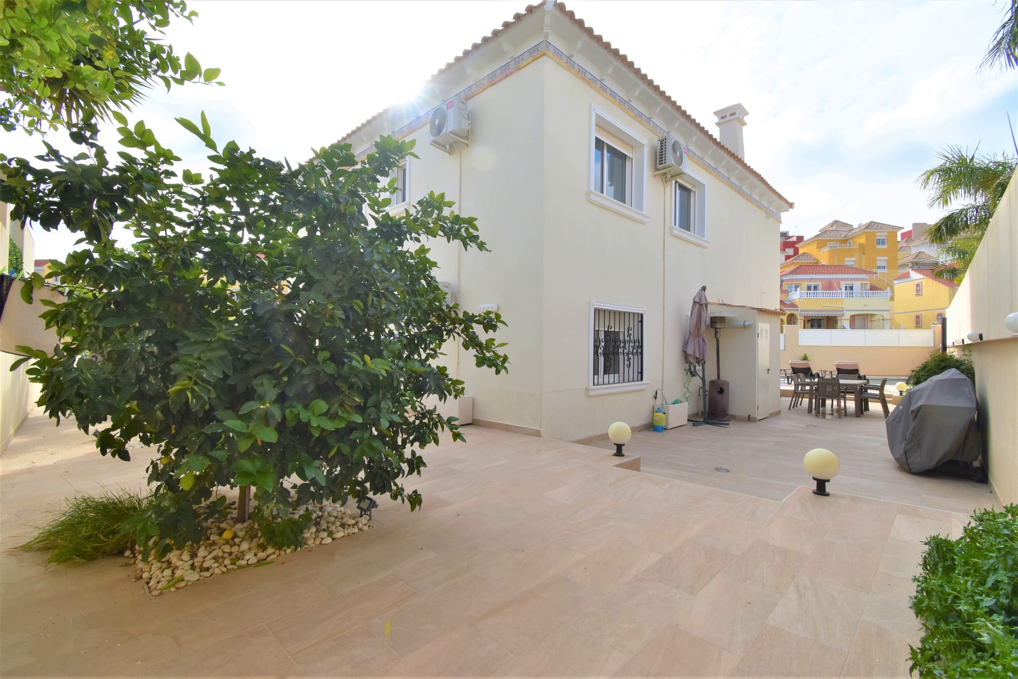 Venta. Villa en Orihuela Costa
