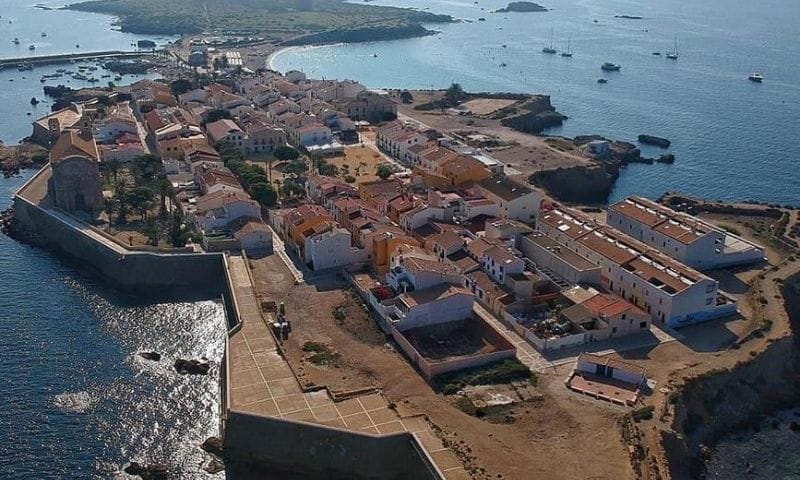Venta. Villa en Alicante