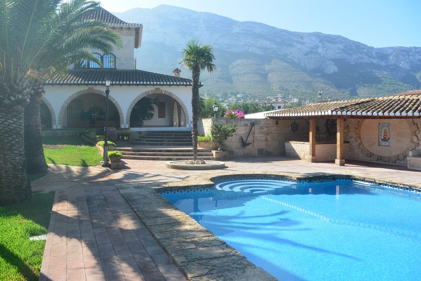 Villa for sale in Dénia