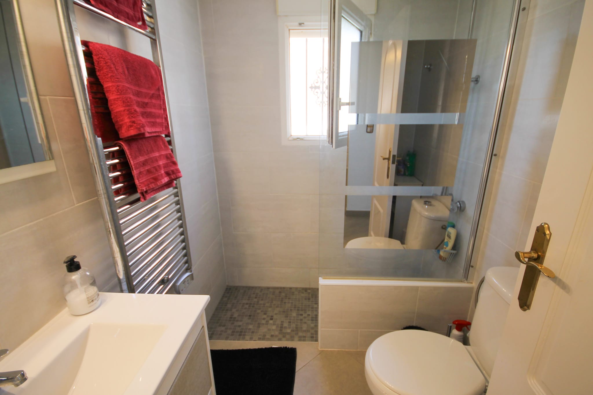 Venta. Villa en San Miguel de Salinas