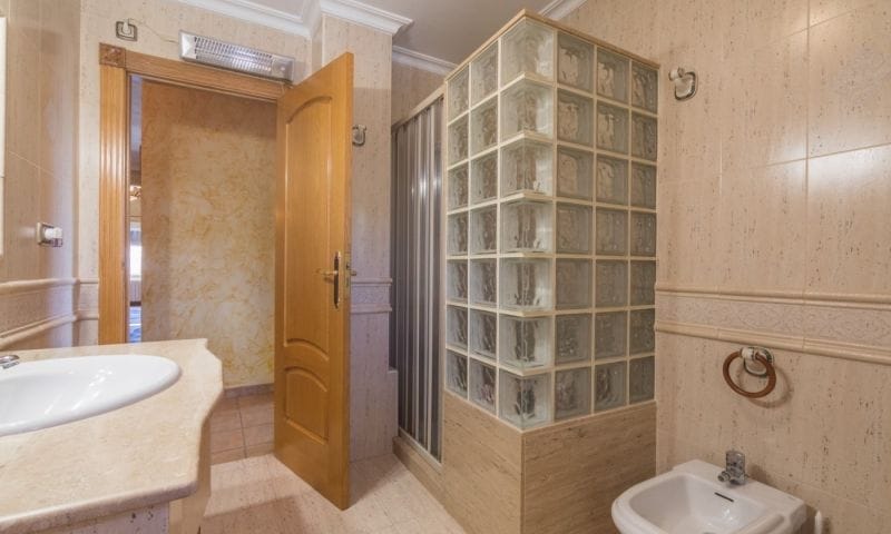 For Sale. Villa in Crevillente