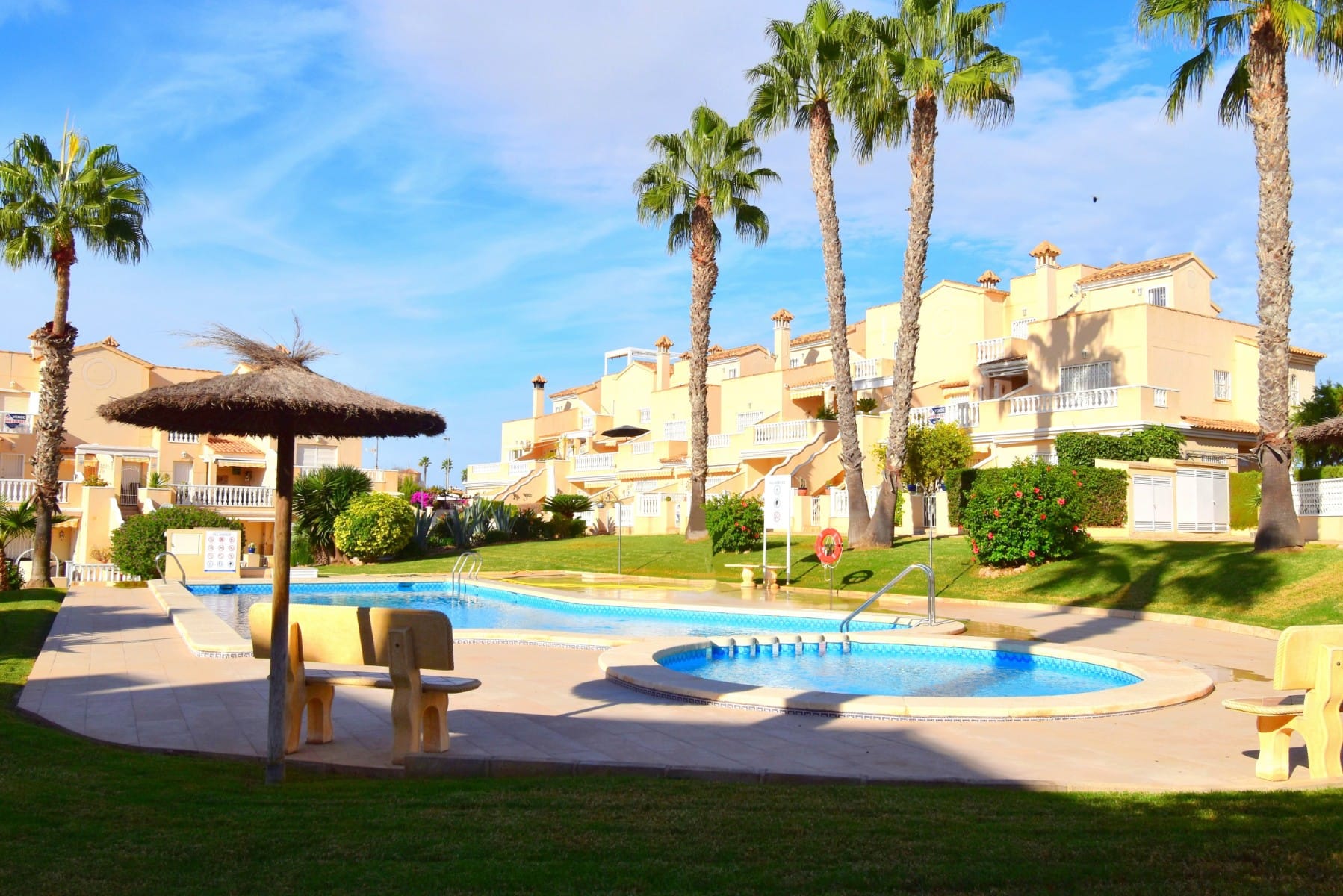 CC-825652 - For Sale. Apartment in Orihuela Costa