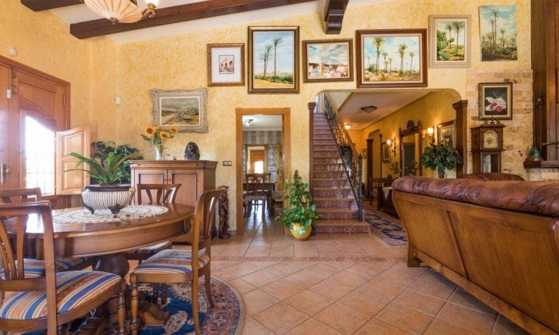 For Sale. Villa in Crevillente