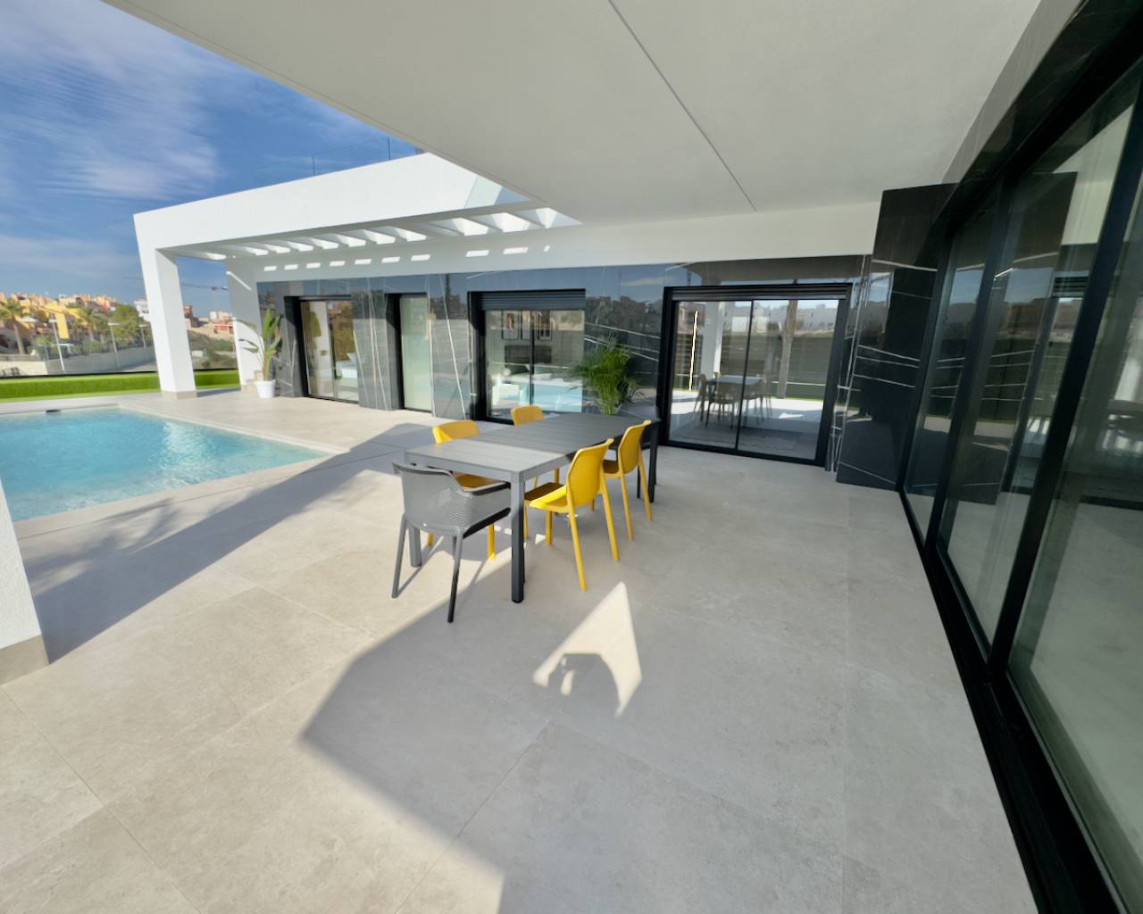 For Sale. Villa in Algorfa