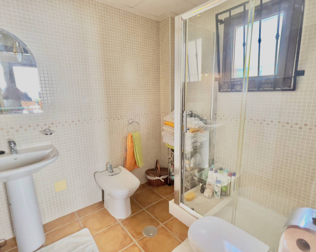 Venta. Villa en Algorfa