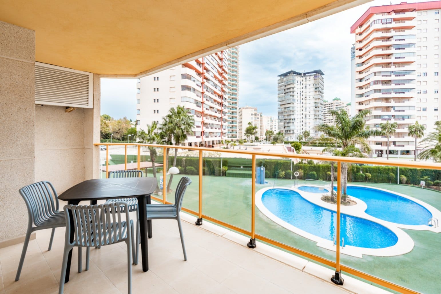 Atico con vistas al mar en venta en Calpe