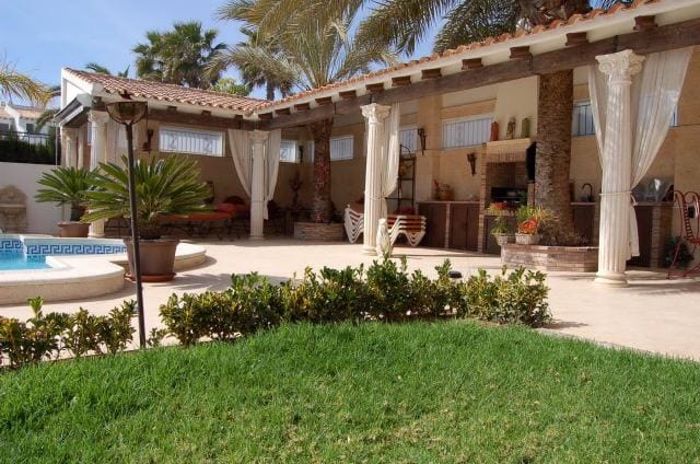 For Sale. Villa in Orihuela Costa
