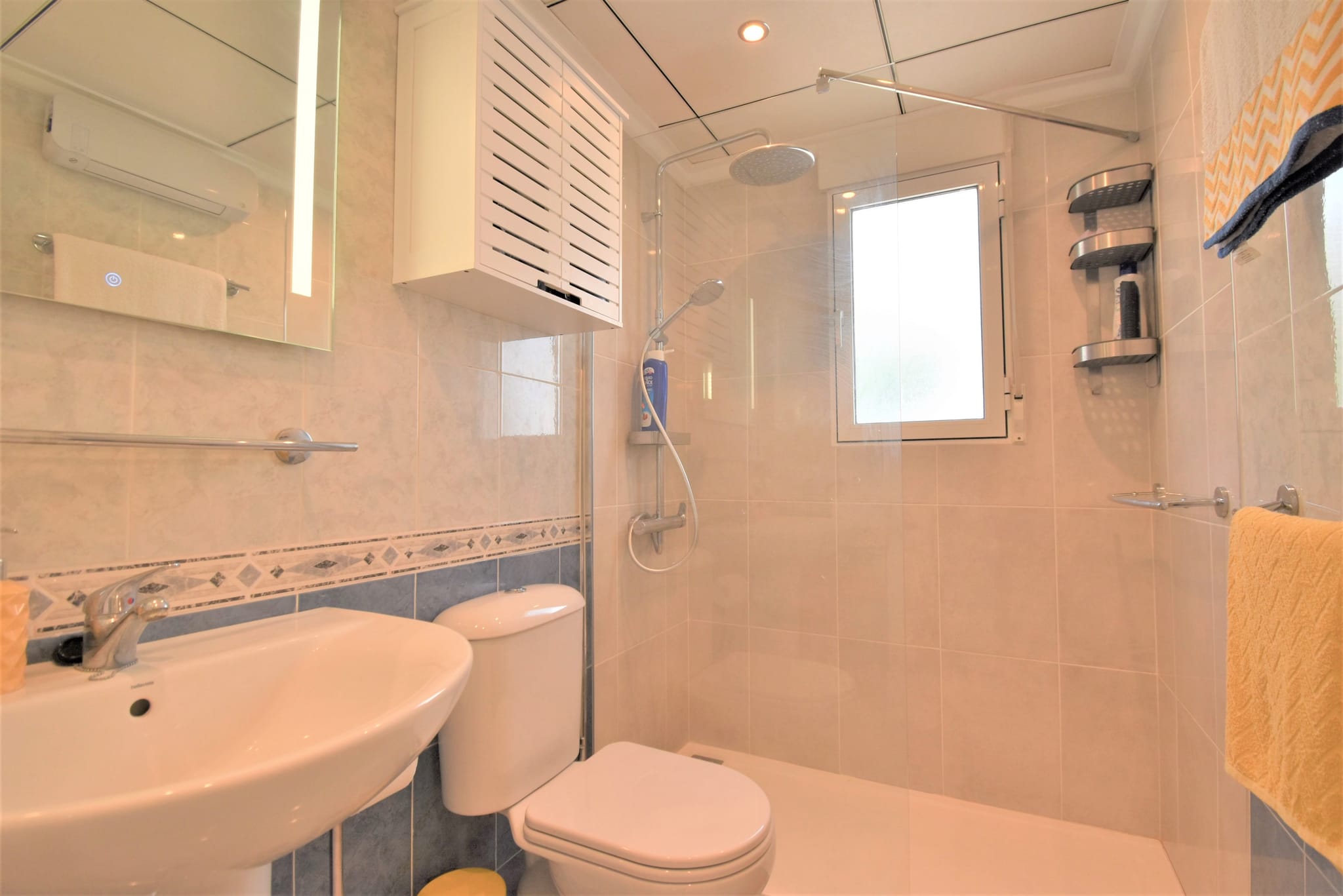 Venta. Villa en Orihuela Costa