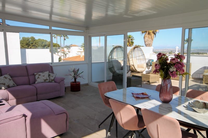 Venta. Villa en San Miguel de Salinas