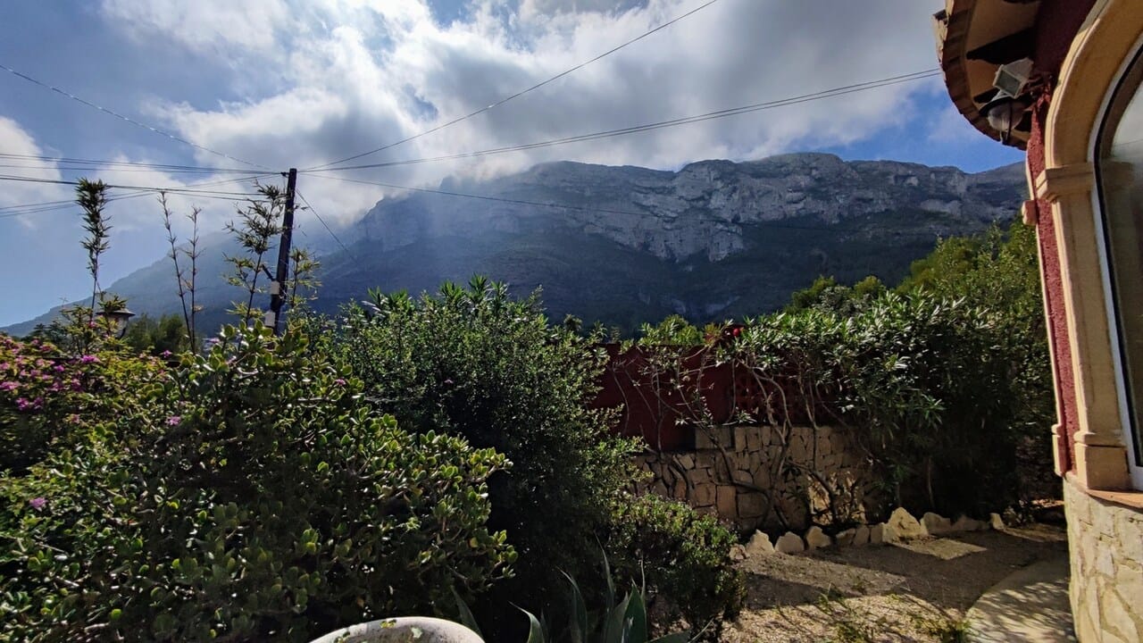 Venta. Villa en Denia