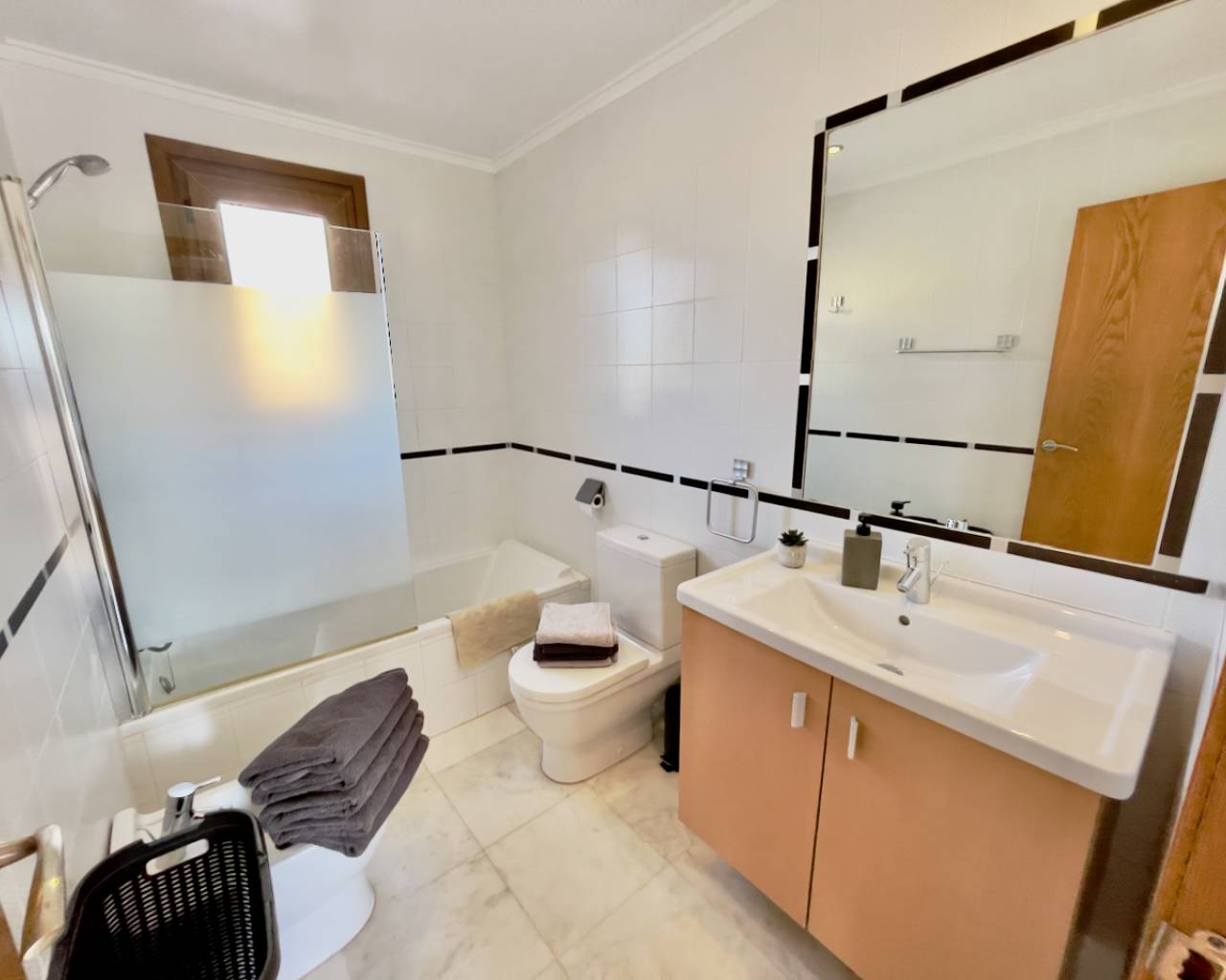 Venta. Villa en Algorfa