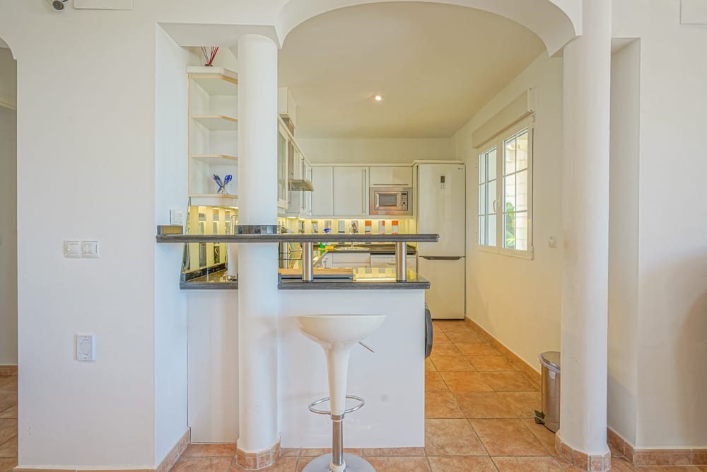 Verkoop. Villa in Javea
