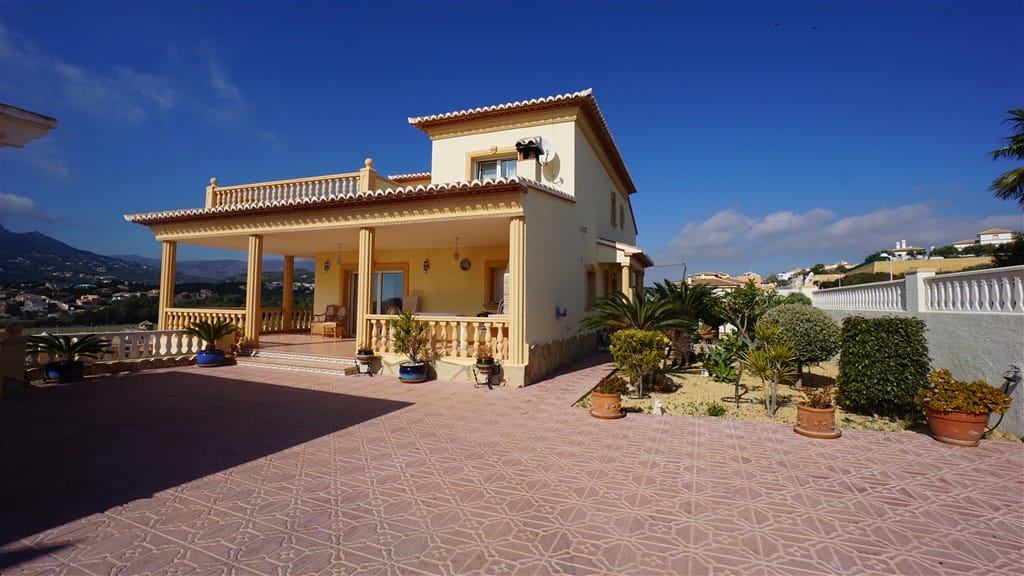 For Sale. Villa in Calpe