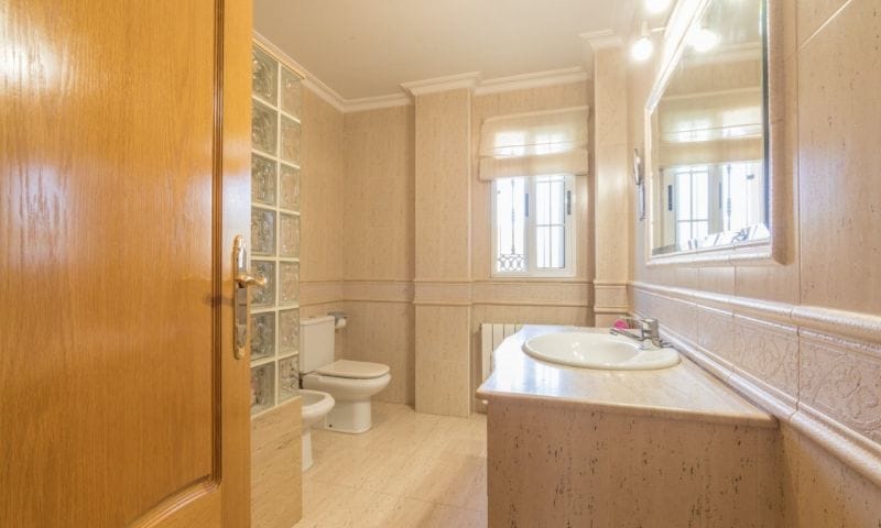 For Sale. Villa in Crevillente