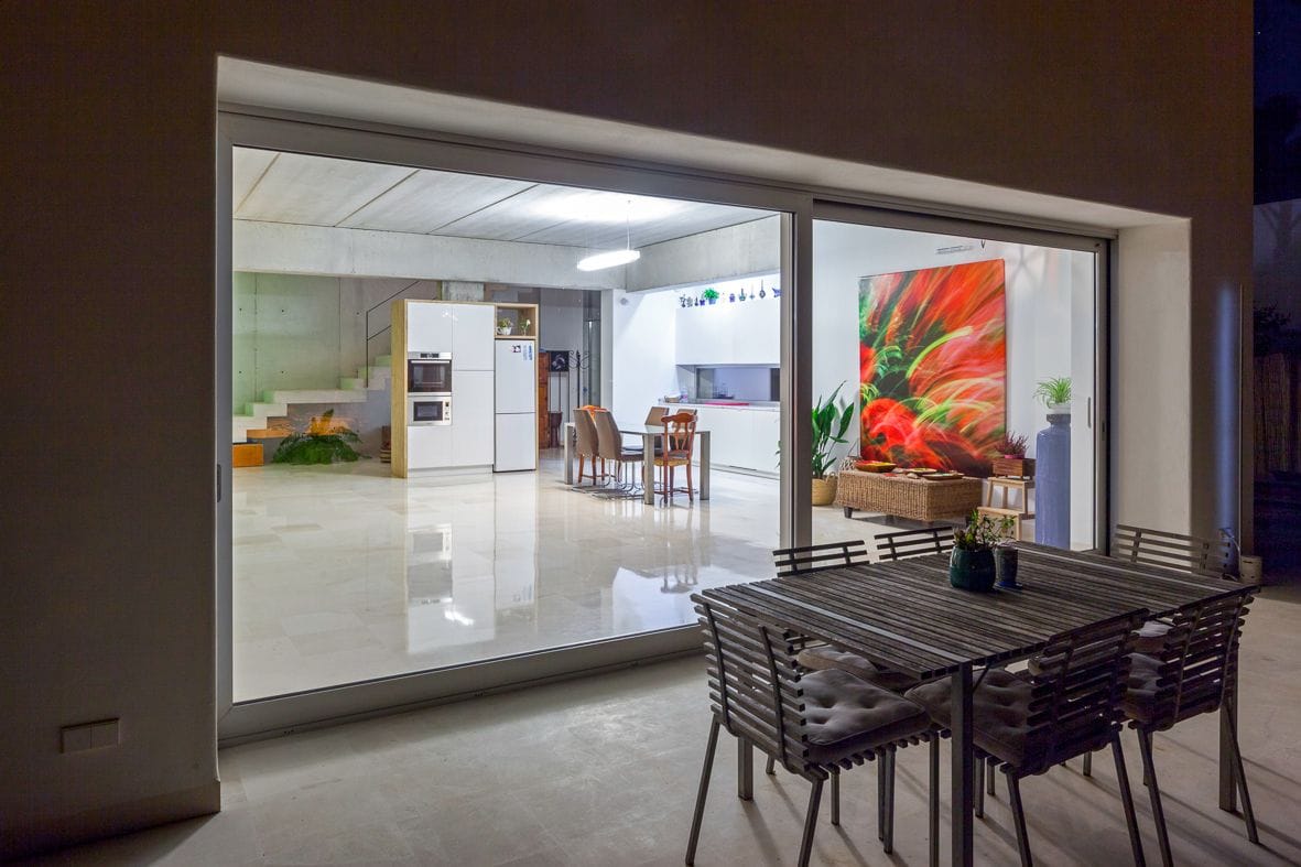 Modern villa in Las Rotas.