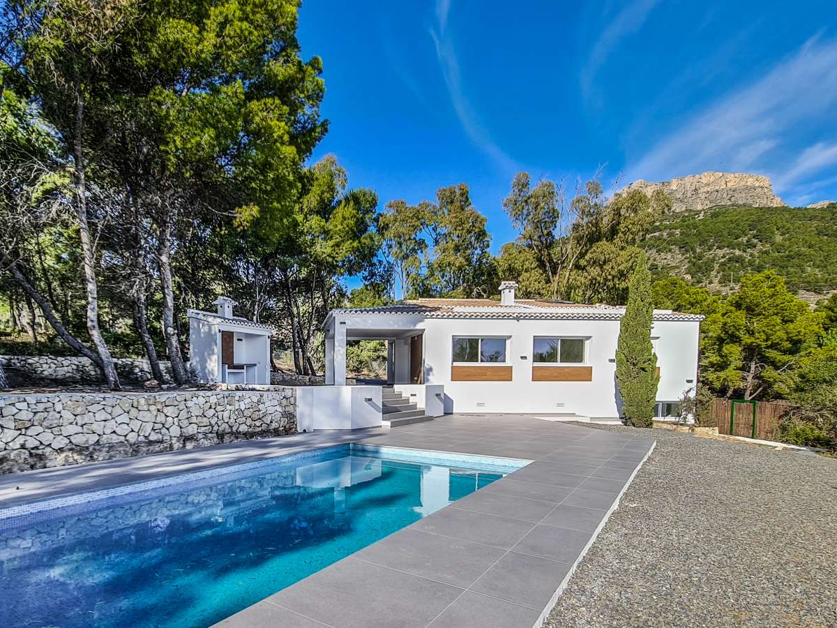 For Sale. Villa in Calpe